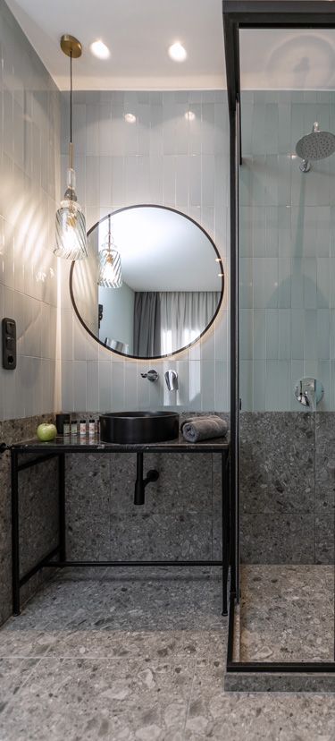 DELUXE DOUBLE WITH OUTDOOR HOT TUB