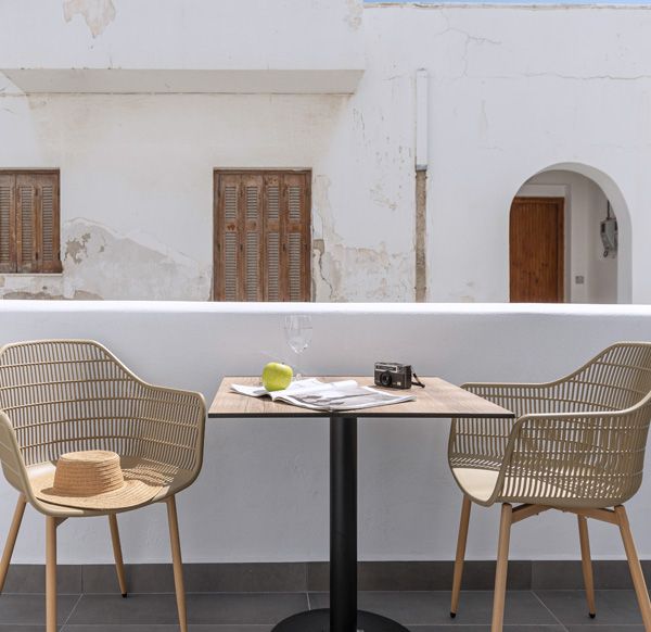 DELUXE DOUBLE/TWIN WITH BALCONY